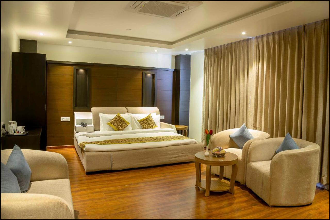 Hotel The Kingsbury Birtamode 외부 사진