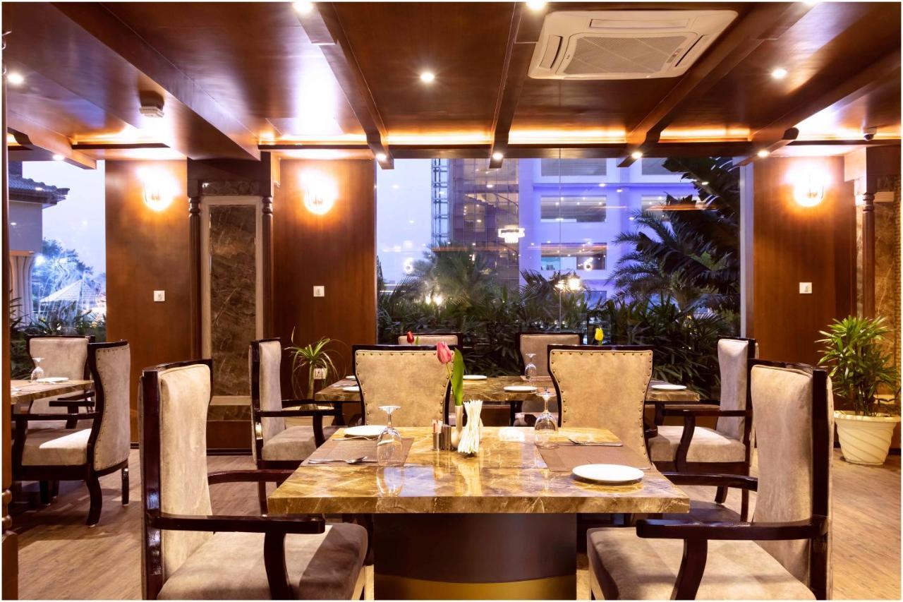 Hotel The Kingsbury Birtamode 외부 사진